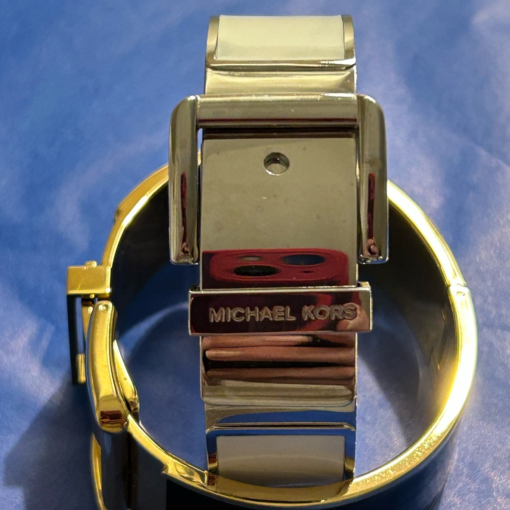 Michael Kors 2 Tone Silver and White Bangle